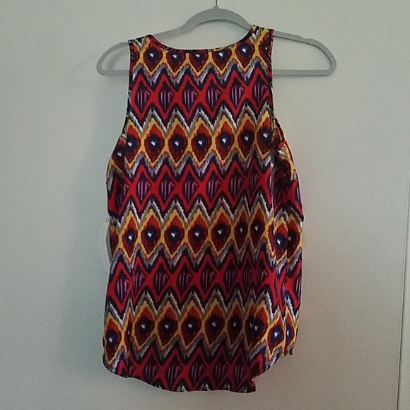 Statement Top - Picture 4 of 4